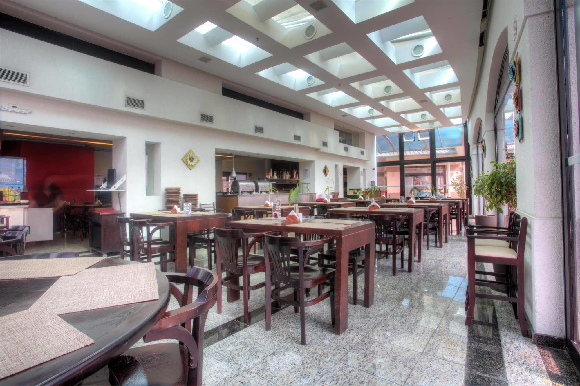 Travel Inn Osasco Kültér fotó