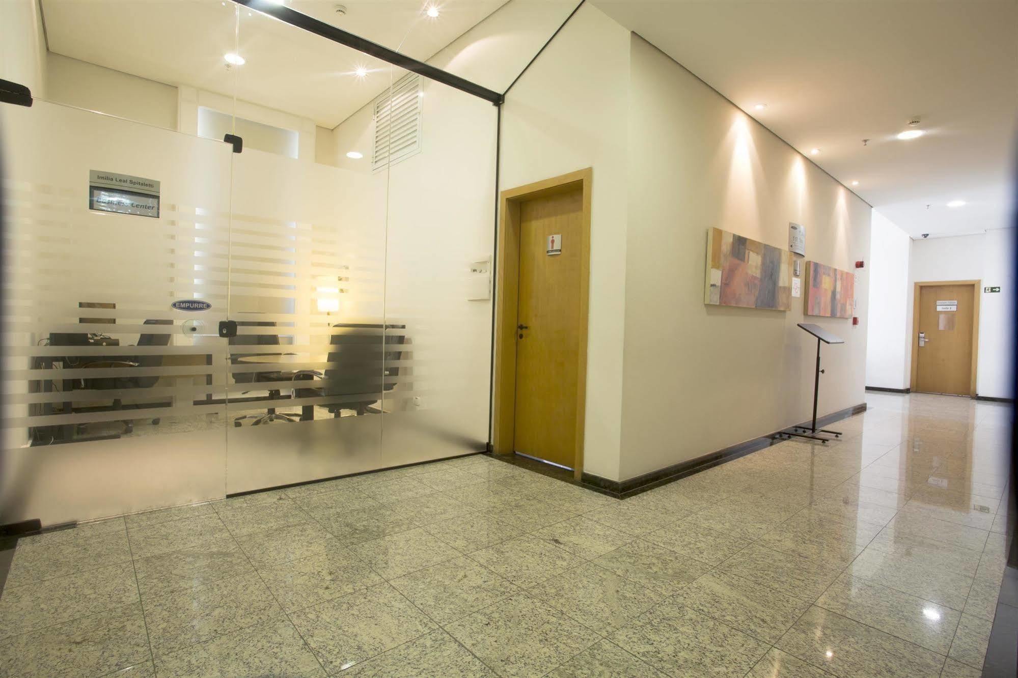 Travel Inn Osasco Kültér fotó
