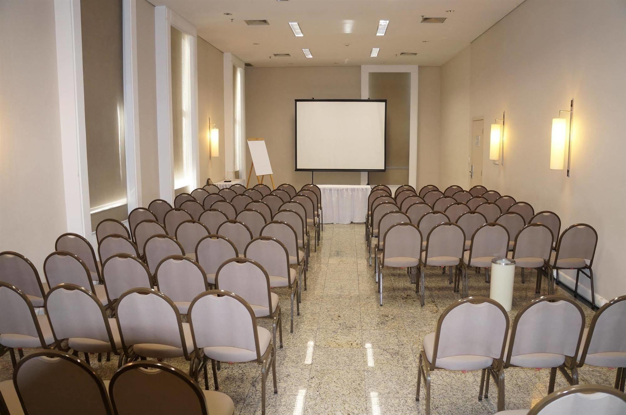 Travel Inn Osasco Kültér fotó